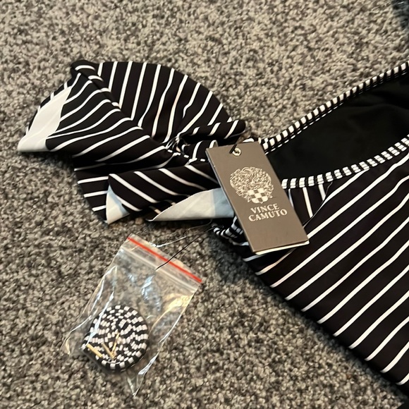 Vince Camuto Black White Striped One-Piece Swimsuit Size 8 NWT - Picture 3 of 6